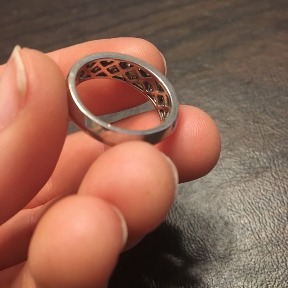 Anniversary Band - Picture 2 of 7